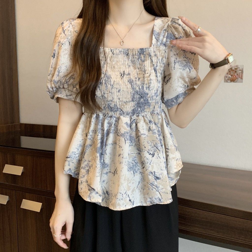 Korean Floral Puff Sleeve Smocked Top for Women - Image 2